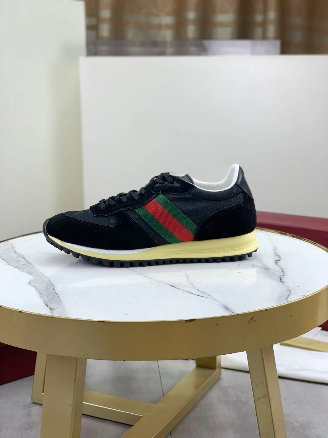 Men's shoes 💰P640 New Gucci Gucci Top version Latest catwalk style Re-Motion series Thick-soled casual sports shoes Original purchase and development ▪️Fabric: Original custom imported first-layer cowhide ▪️Sole: Original molded TPU material ▪️Sole thickness: 3.5CM ▪️Size: Men 39-45 Color: 8️⃣ colors available, boutique packaging